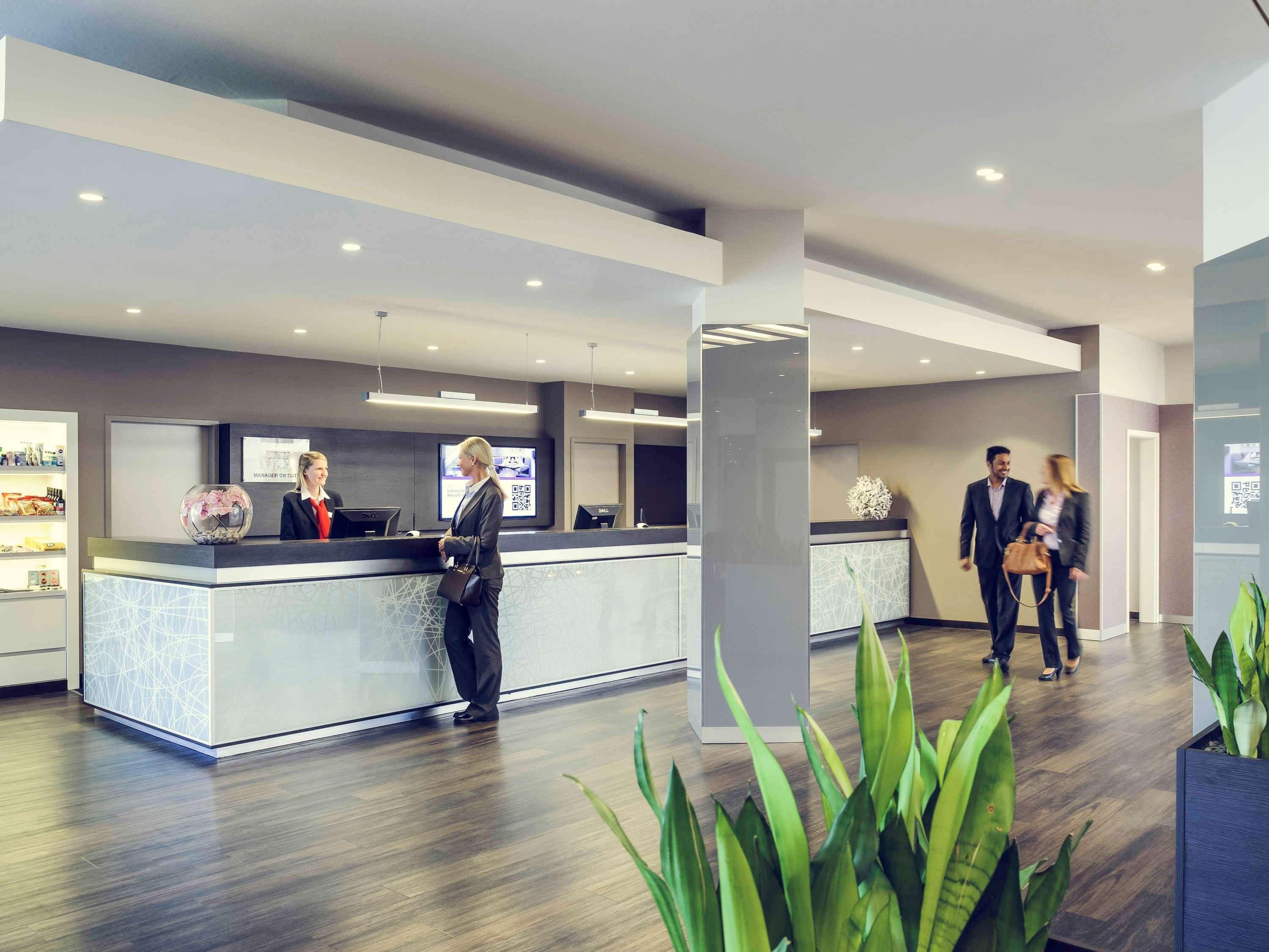 Mercure Duesseldorf Карст Екстер'єр фото