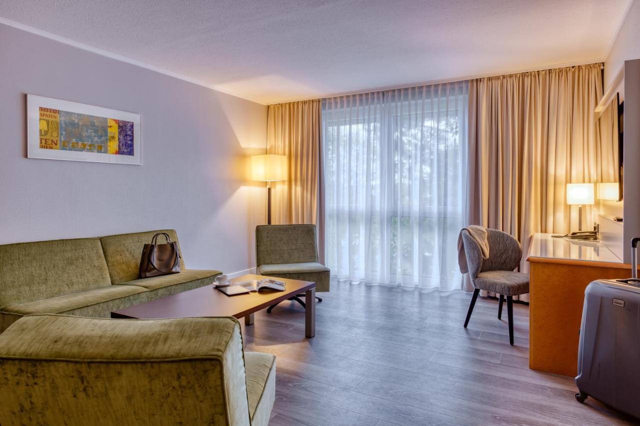 Mercure Duesseldorf Карст Екстер'єр фото
