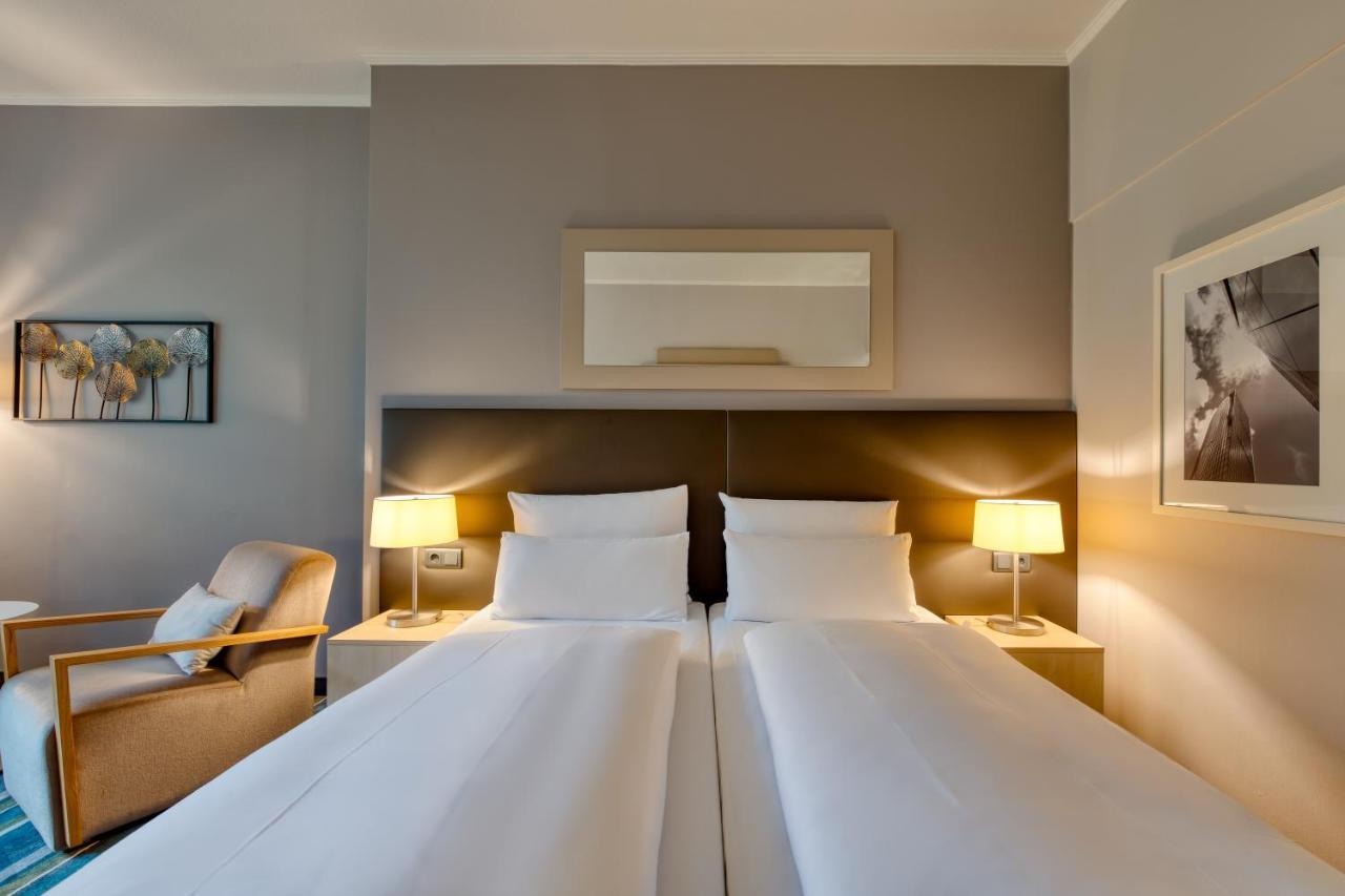 Mercure Duesseldorf Карст Екстер'єр фото