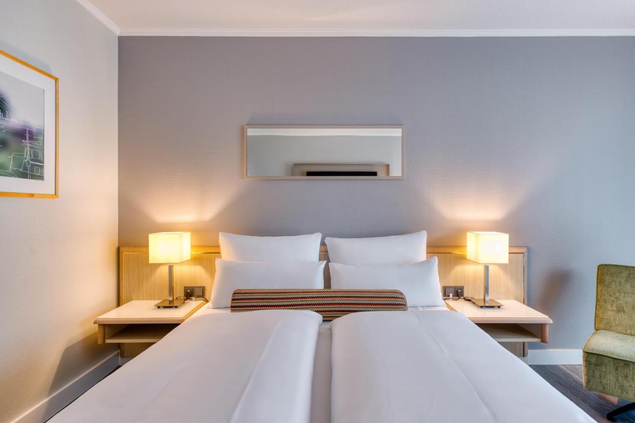 Mercure Duesseldorf Карст Екстер'єр фото