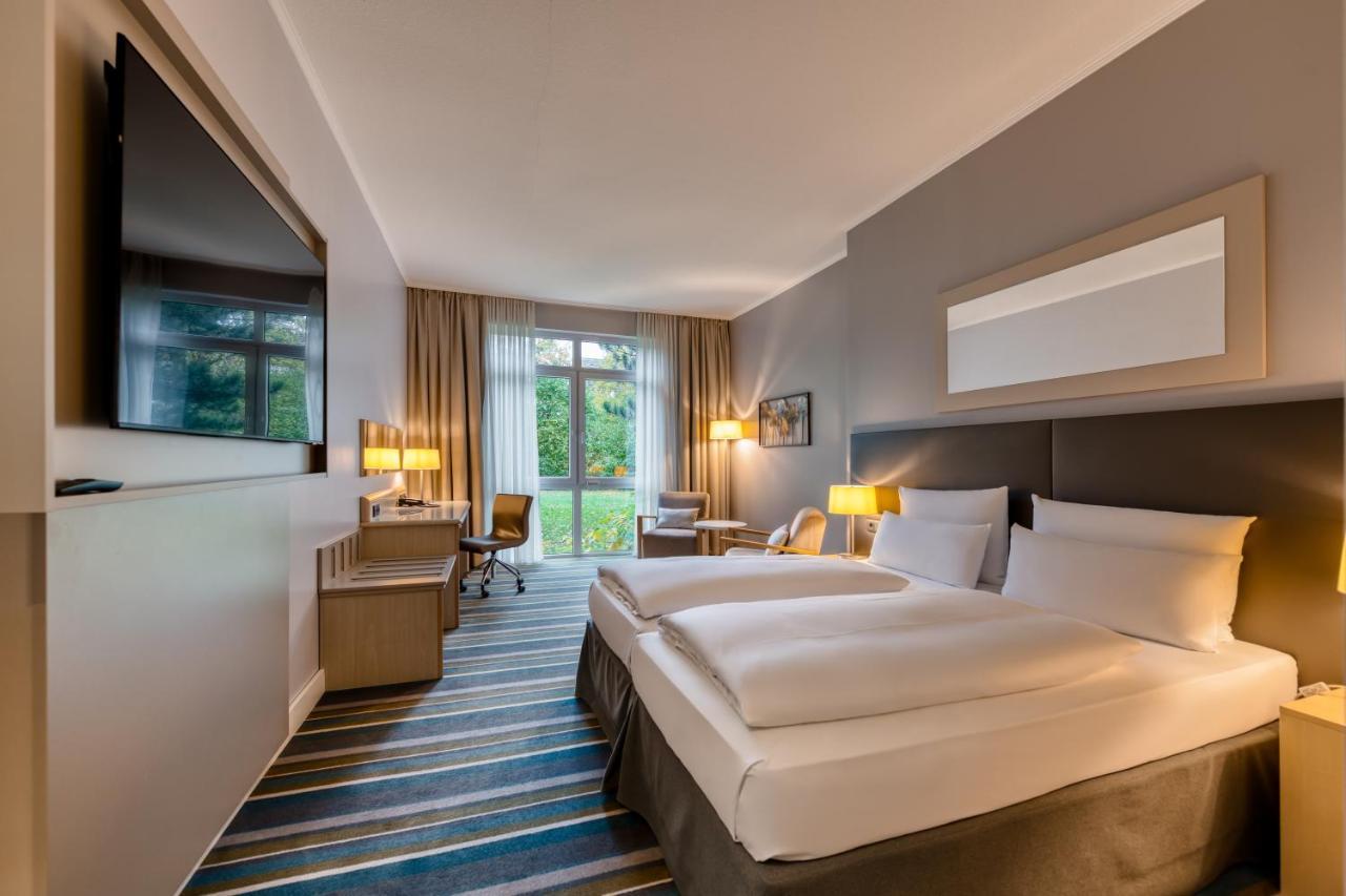 Mercure Duesseldorf Карст Екстер'єр фото